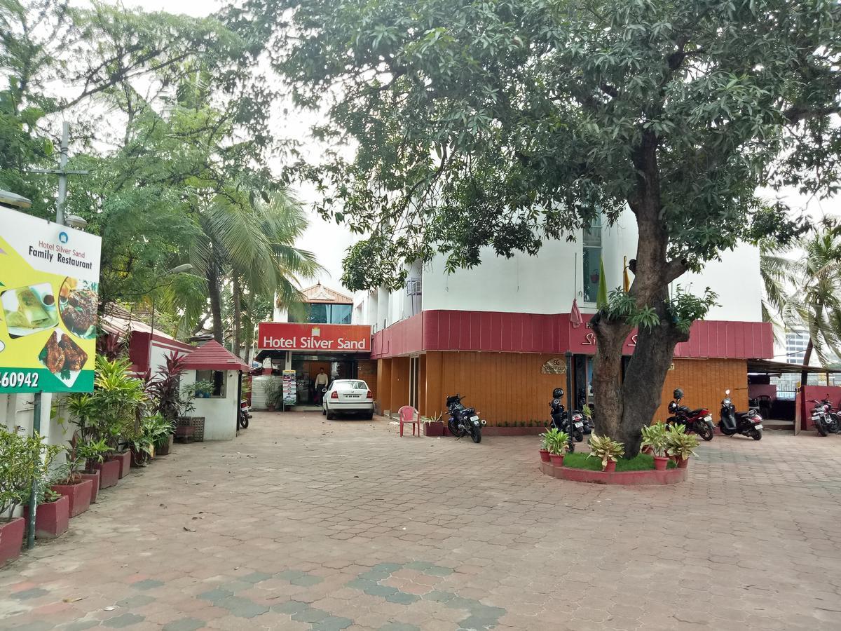 Hotel Silver Sand Thiruvananthapuram Exterior photo